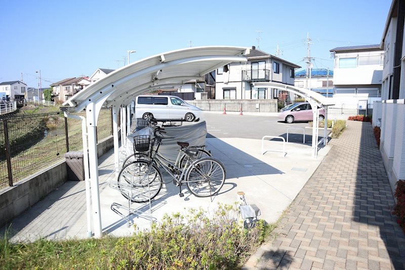クレール国見 駐輪場