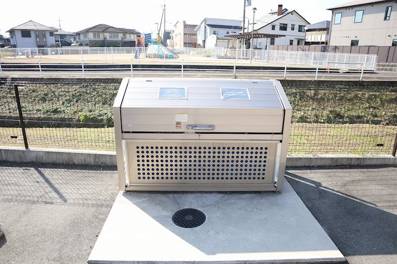クレール国見 ゴミ置き場