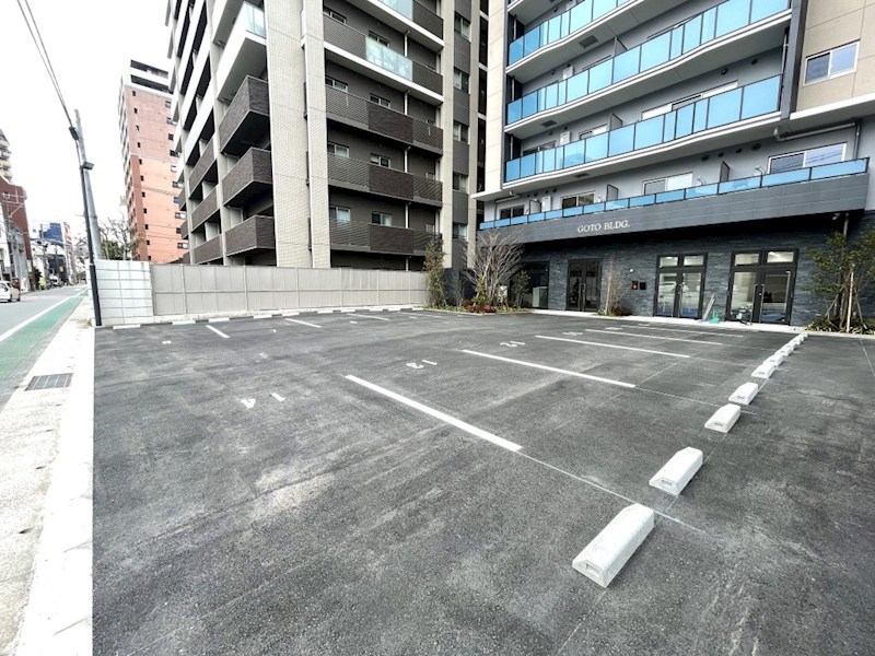 GOTOビルディング 駐車場