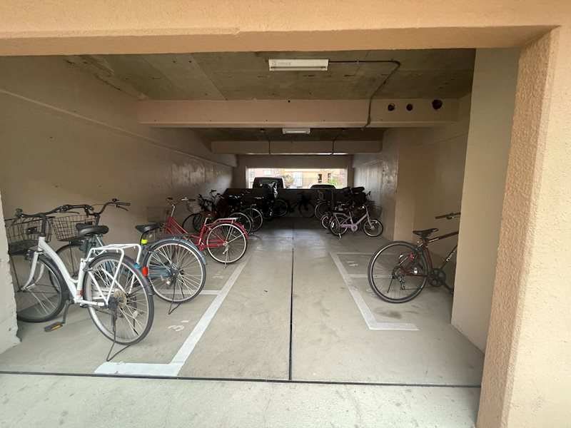 エトワール長岡京 駐輪場
