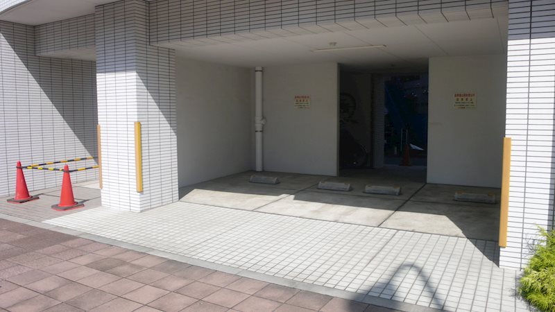 エクセル王子北 駐車場