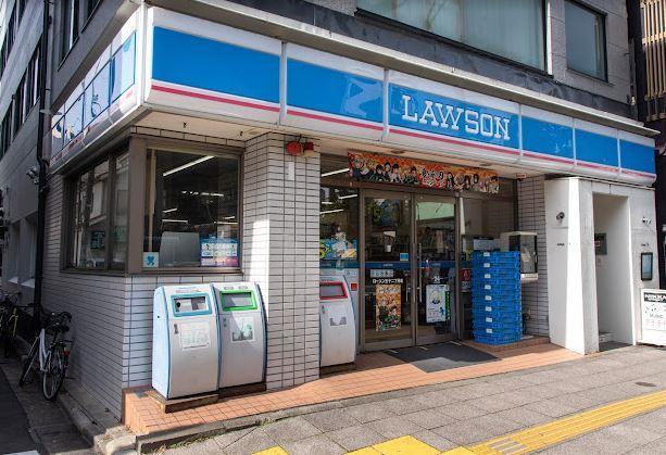 エクセル王子北 コンビ二：ﾛｰｿﾝ 王子二丁目店　243m