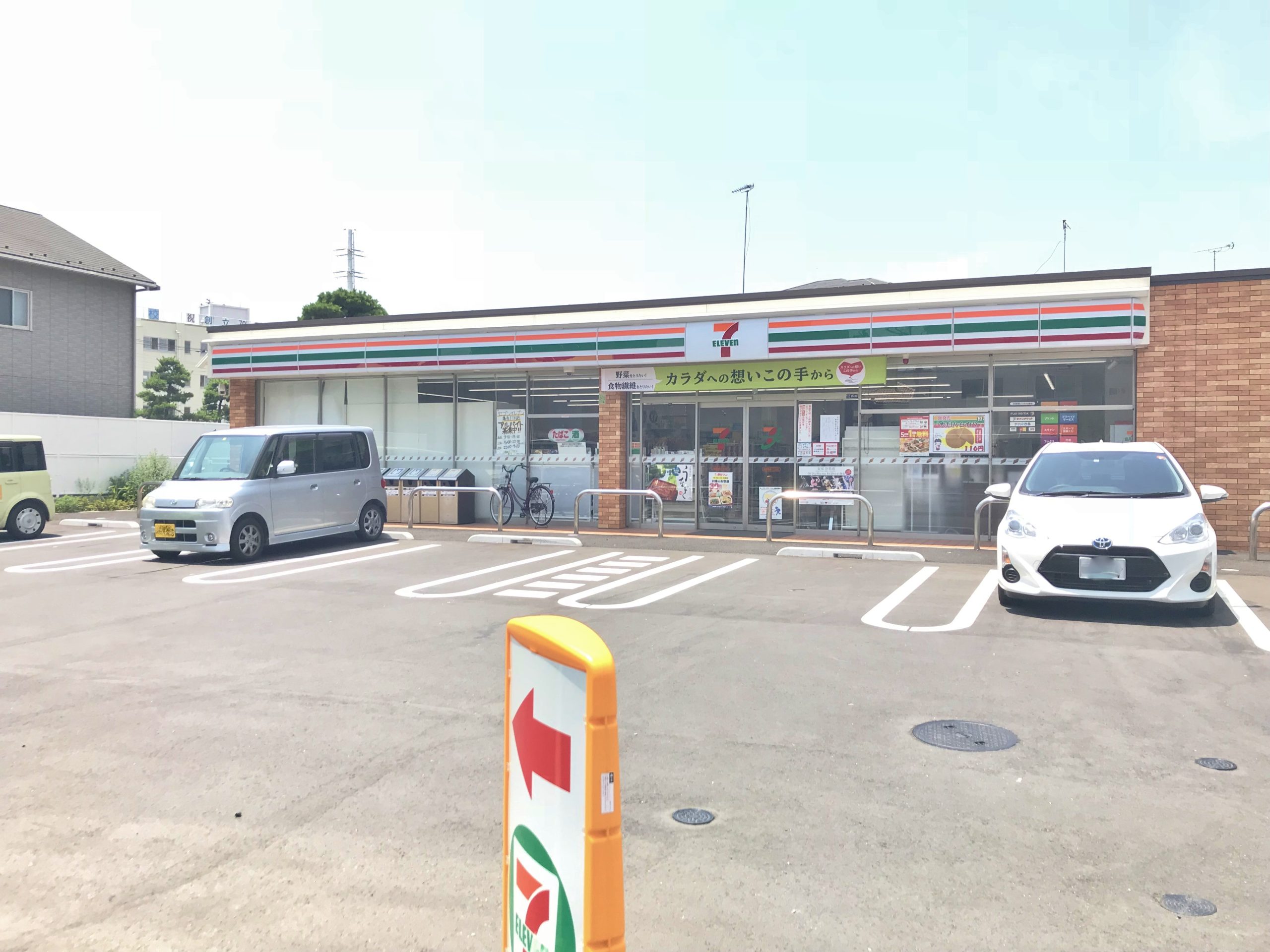 グランシャリオ コンビ二：セブン-イレブン葛飾亀有1丁目店　329m