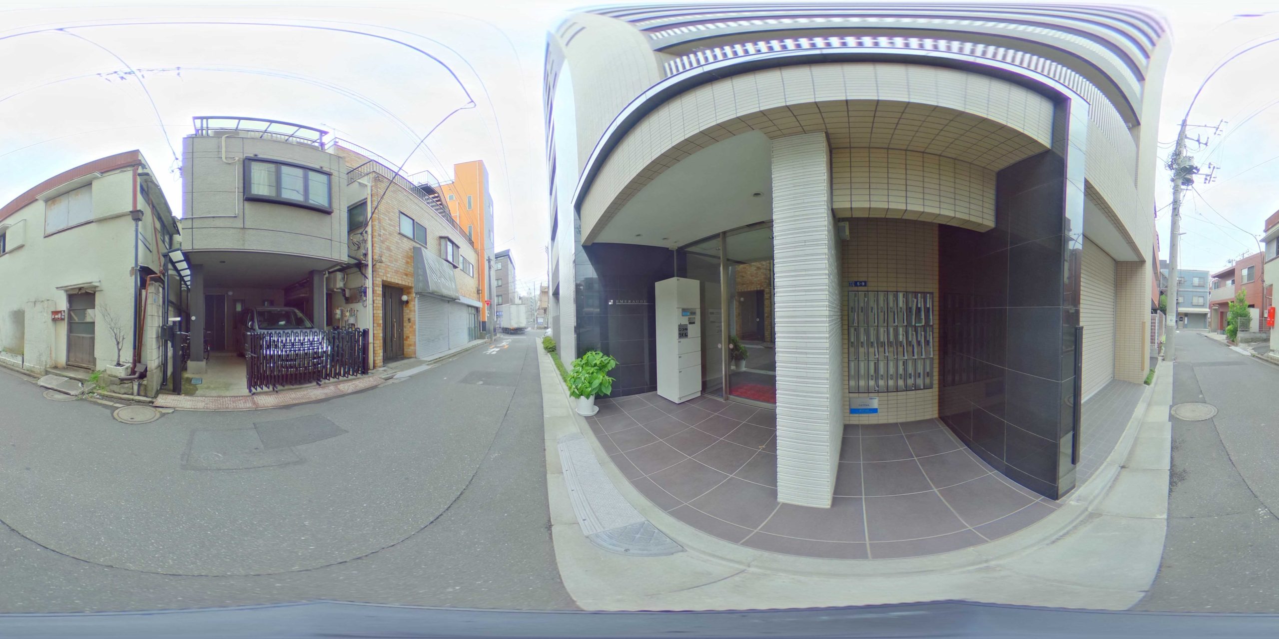 エントランス