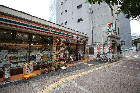 Fujiman南森町 コンビ二：ｾﾌﾞﾝｲﾚﾌﾞﾝ 大阪鶴野東店　1242m