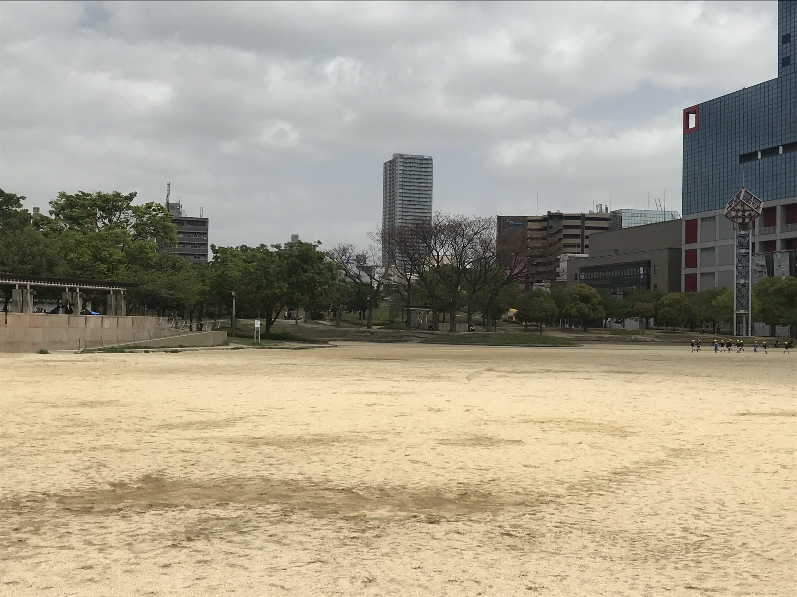 クルーヴェルチュ扇町公園 公園：扇町公園　80m