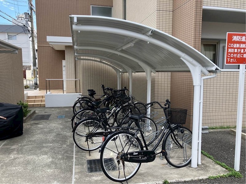 グランシャリオ(尼崎) 駐輪場