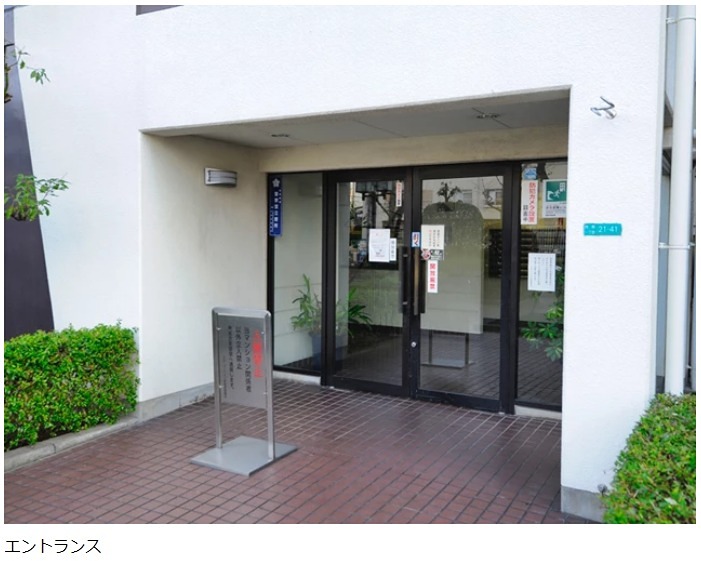 クローバーハイツ市岡 エントランス