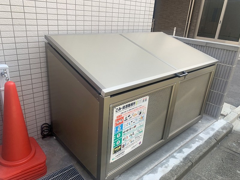 Cleyera　ROKA ゴミ置き場