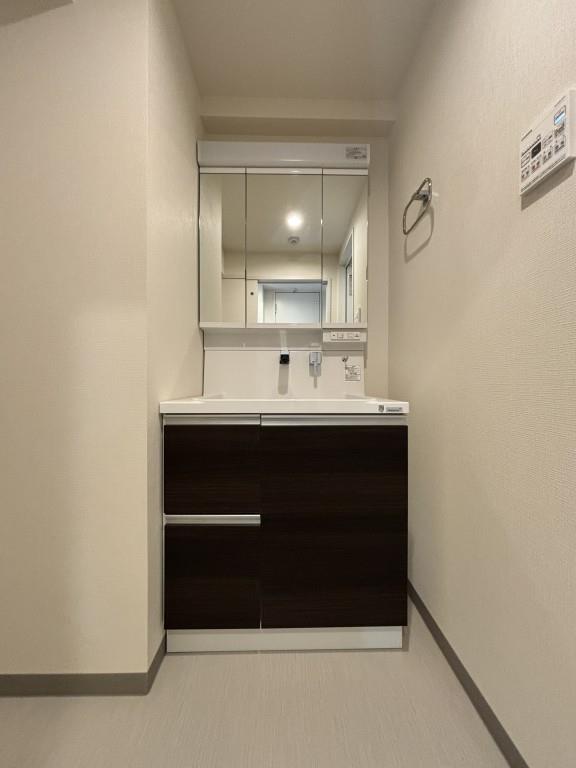 アストラルグラミ阿倍野 同仕様写真（リビング）