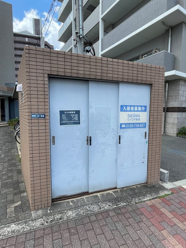メルヴェーユ ゴミ置き場