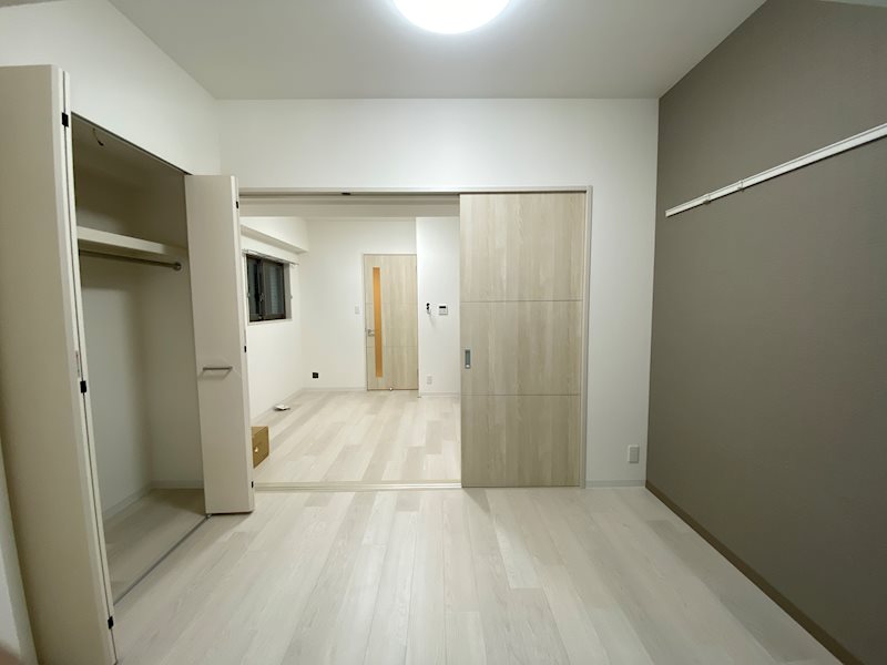 M.R Residence 現地写真（玄関）