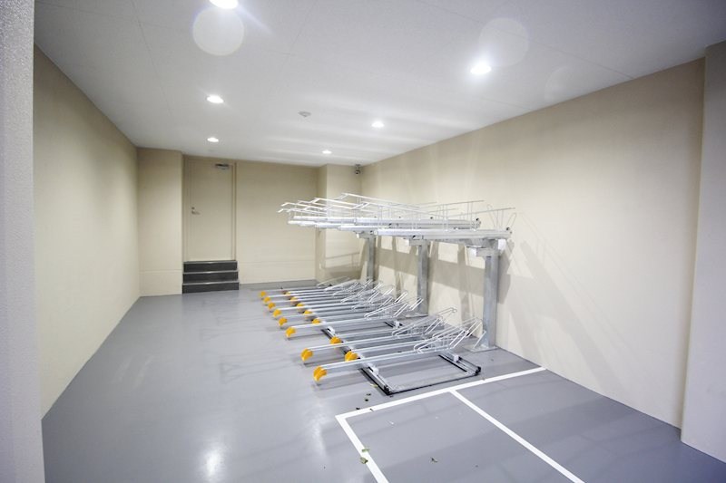 イルミナーレ学大 駐輪場