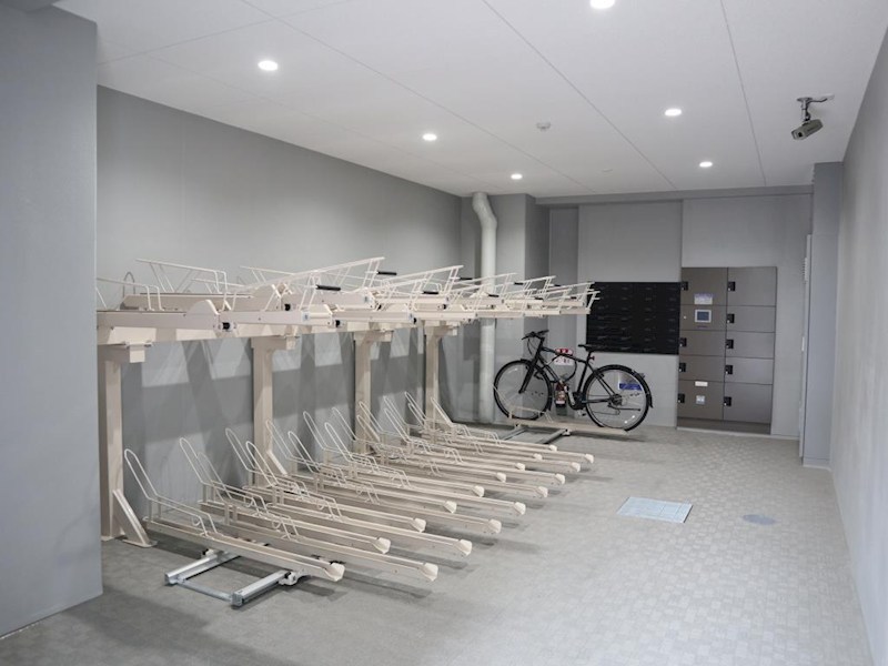 小西ビル 駐輪場