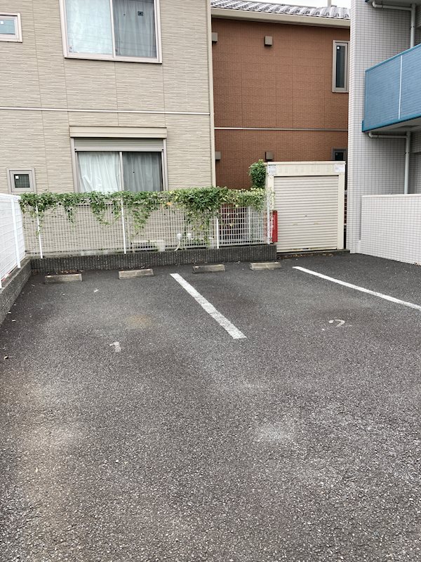コンセールKUNI 駐車場