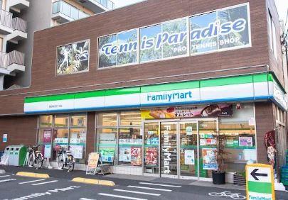 ブルーフォレスト コンビ二：ﾌｧﾐﾘｰﾏｰﾄ 墨田亀沢四丁目店　261m