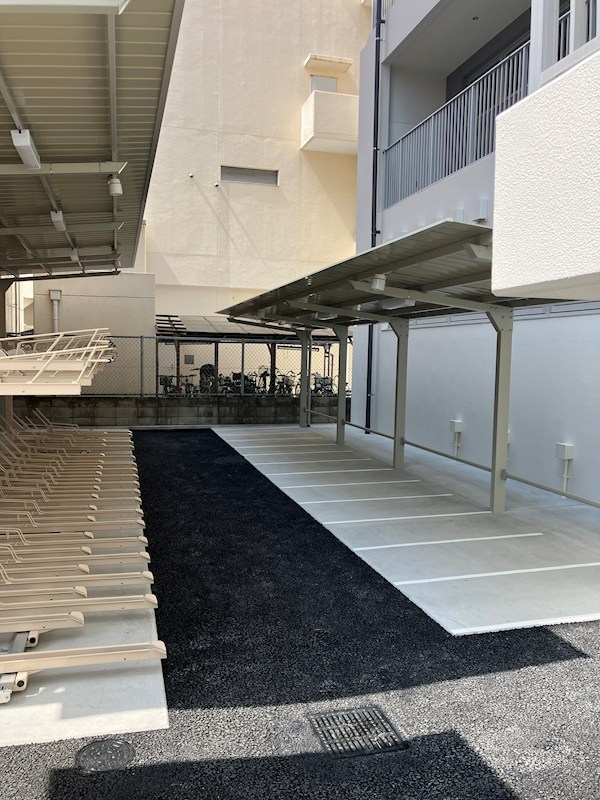 ROOTs Gyotoku 駐輪場