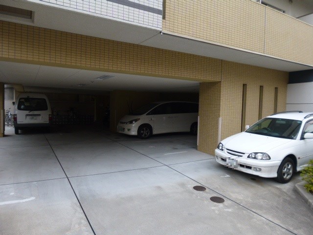 ビヤンポート 駐車場