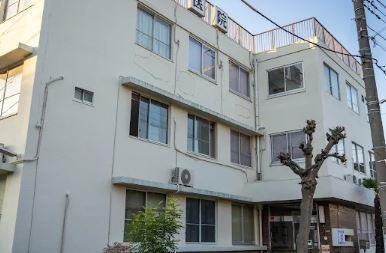 レーヴ・マノワール 総合病院：吉田医院　73m