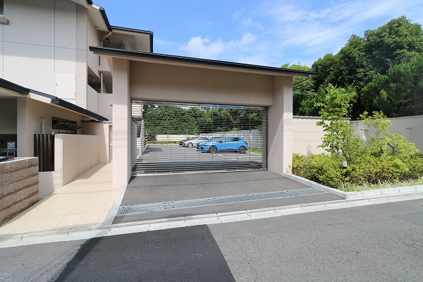 ザ･グレース京都岡崎 駐車場