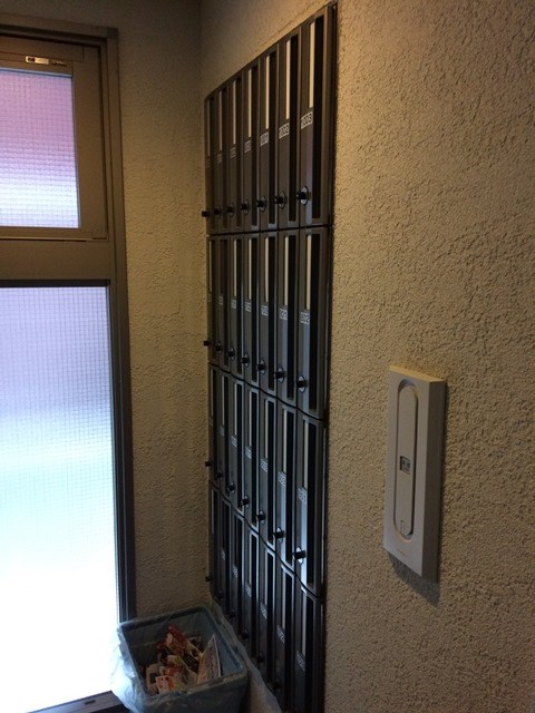 メゾンアイリス(神戸市) メールBox
