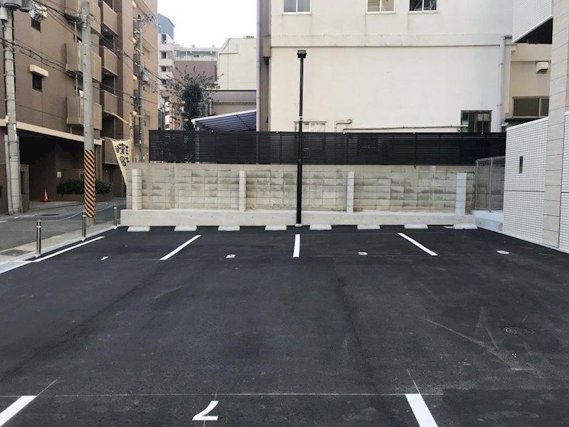 Cherir六甲道(シェリールロッコウミチ) 駐車場
