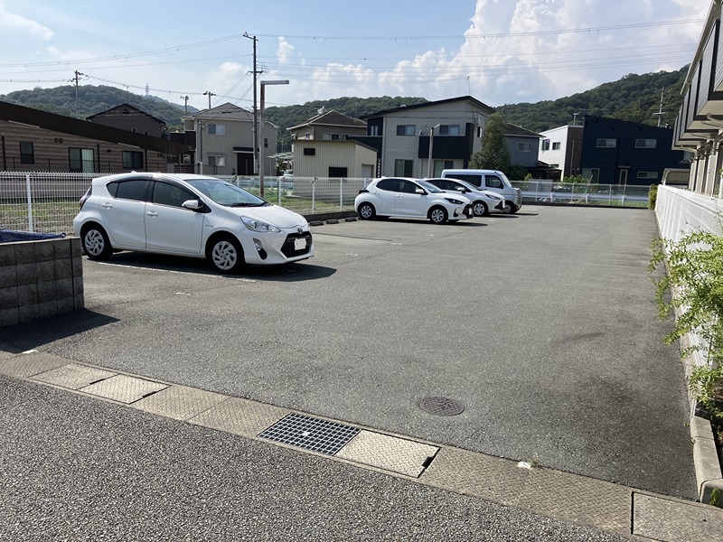 ヴィンヒル23 駐車場