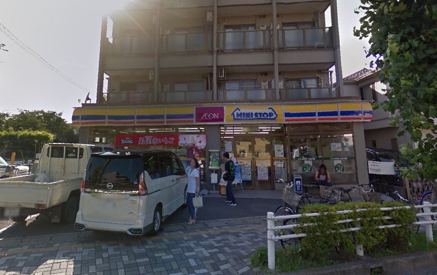 オーベルニュⅡ コンビ二：ﾐﾆｽﾄｯﾌﾟ 堀江4丁目店　408m