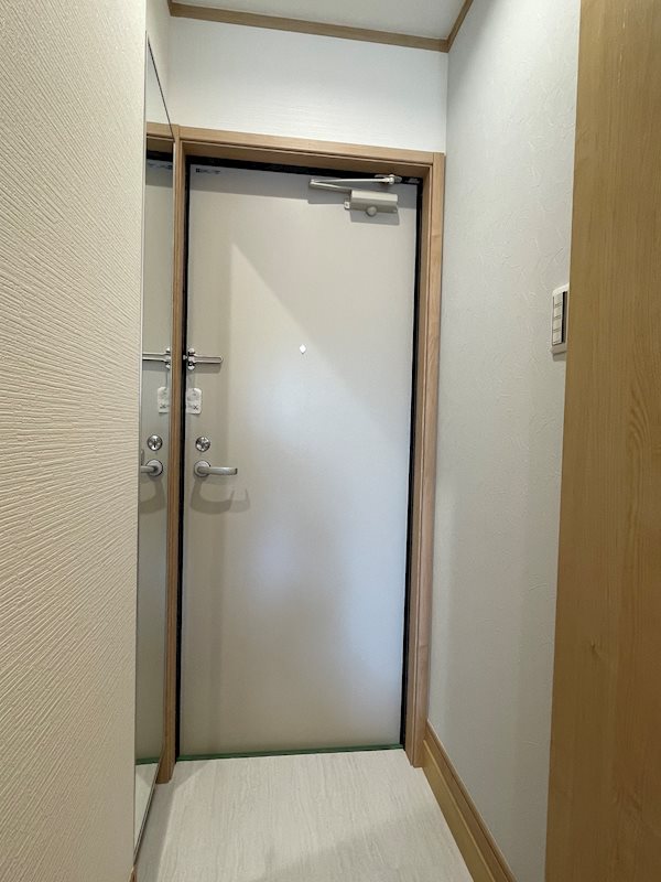 コルビジェ2 玄関