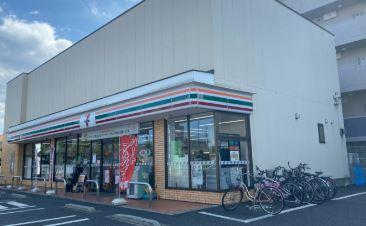 SOPHIA COURT(東京) コンビ二：ｾﾌﾞﾝｲﾚﾌﾞﾝ 足立入谷1丁目店　210m