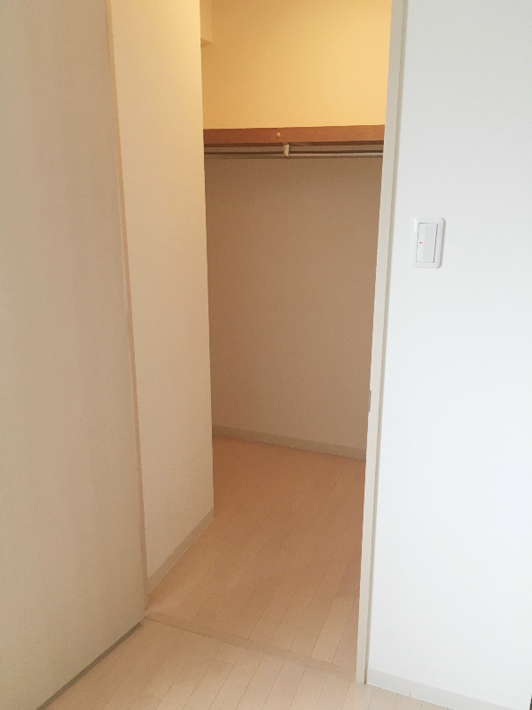 Ocean松屋町 ウォークインクローゼットです