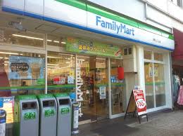 Ocean松屋町 コンビ二：ﾌｧﾐﾘｰﾏｰﾄ 谷町七丁目店　640m