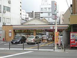 セイワパレス真田山公園南 コンビ二：ｾﾌﾞﾝｲﾚﾌﾞﾝ 大阪舟橋町店　137m