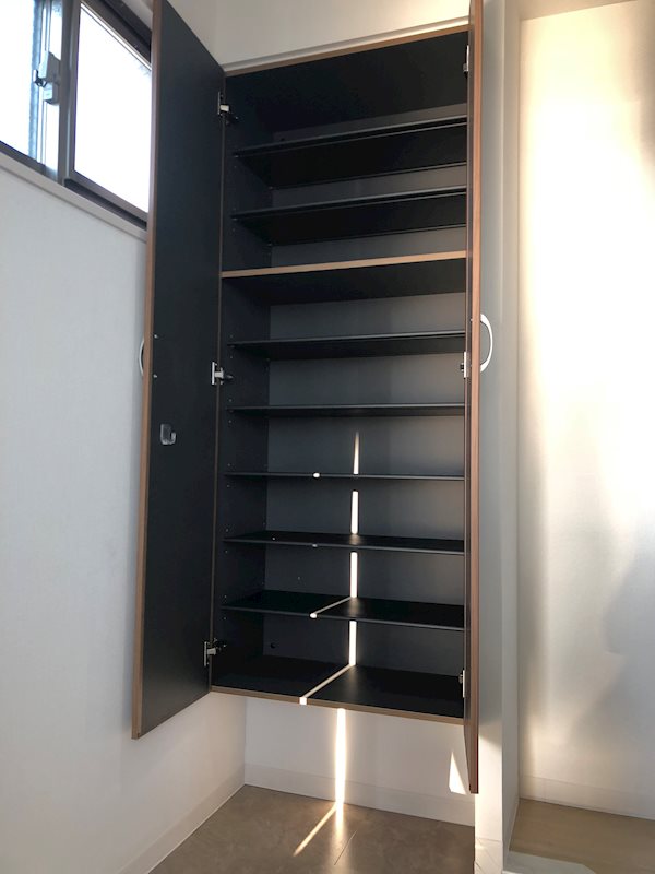 サンセール海老江 大容量シューズBOX