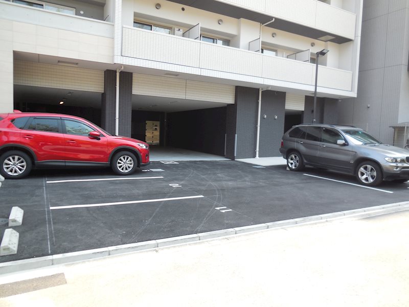 ラルシェパルク新大阪 駐車場