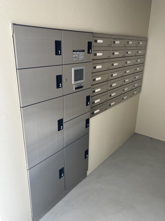 リヴェルナ平尾 メール、宅配Box