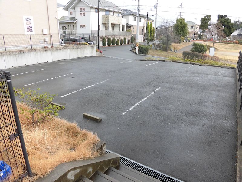 サザンクロス 駐車場