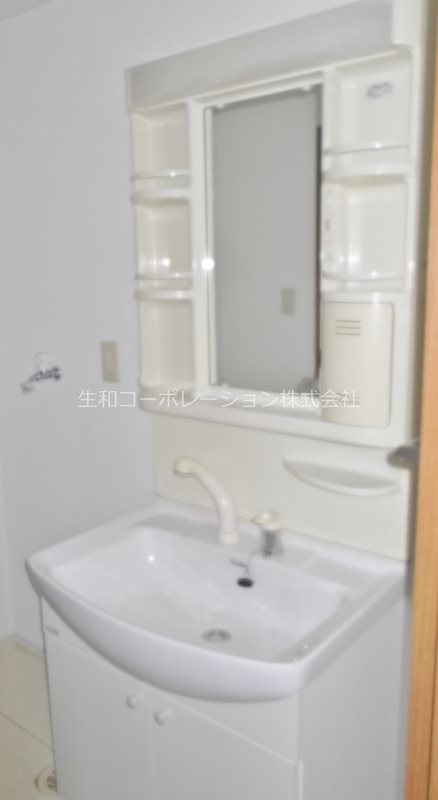 カモミール・ブラン 同仕様写真（リビング）