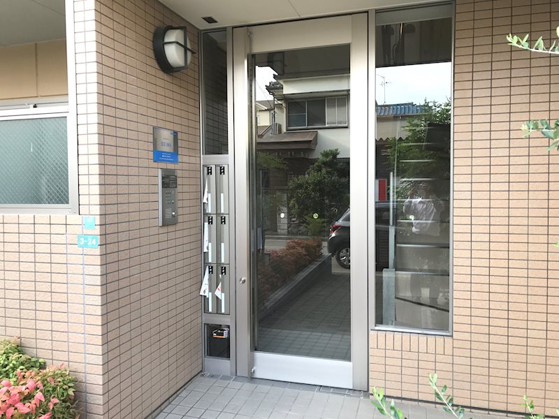 レジェンド フィールド エントランス