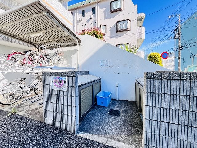 エポック湘南 ゴミ置き場