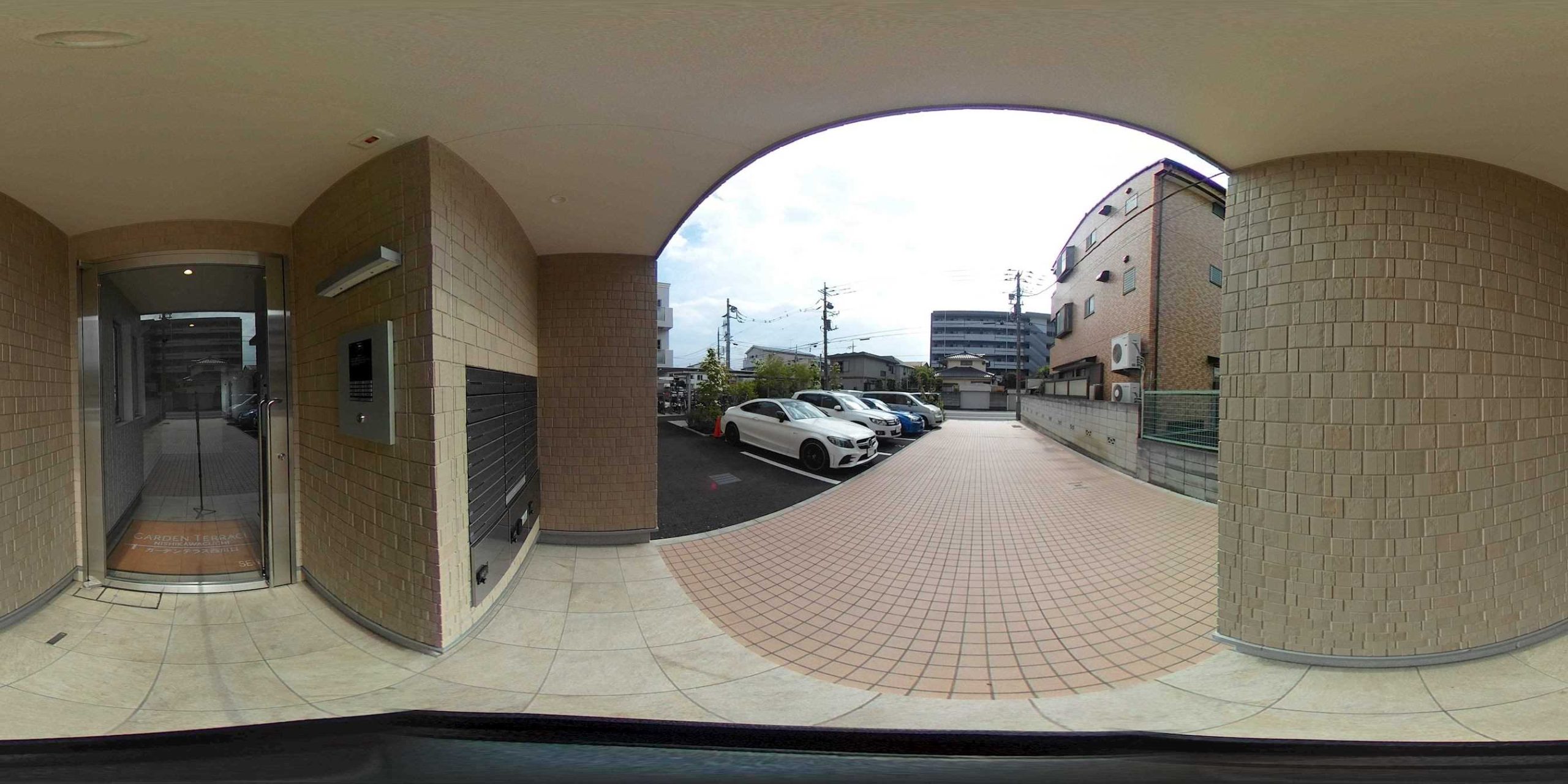 エントランス