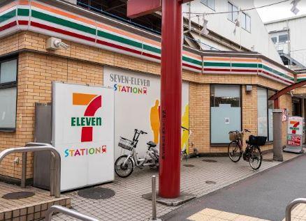 サンセール羽田 コンビ二：ｾﾌﾞﾝｲﾚﾌﾞﾝ 京急ST穴守稲荷店　111m
