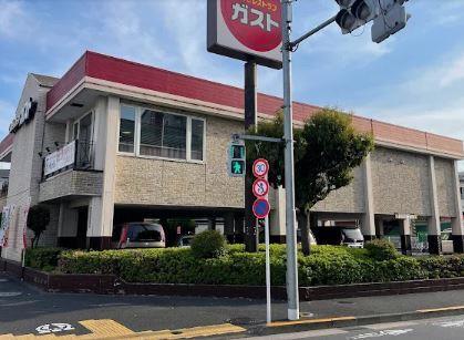 サンセール羽田 レストラン：ｶﾞｽﾄ 本羽田店　852m