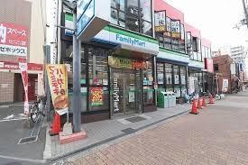 クレリア新深江 コンビ二：ﾌｧﾐﾘｰﾏｰﾄ 新深江駅前店　412m