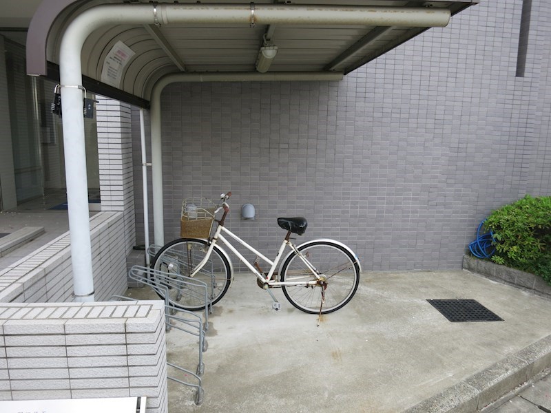 Ｆコスモ新検見川（エフコスモ新検見川） 駐輪場
