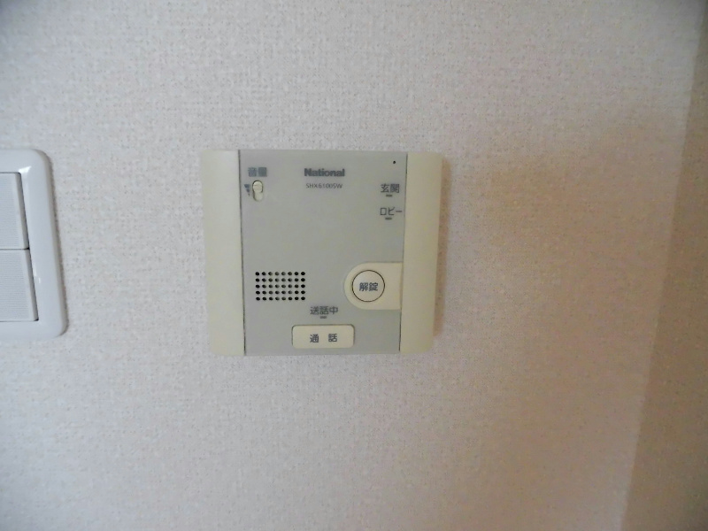 イストアール インターホン、オートロック解除機能有り