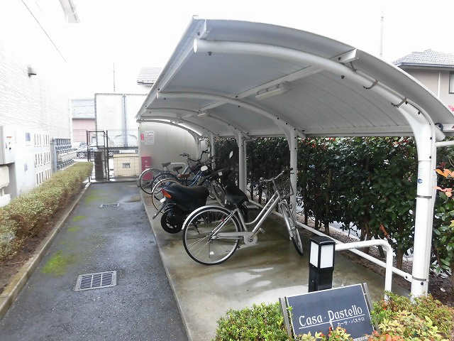 カーサパステロ 駐輪場