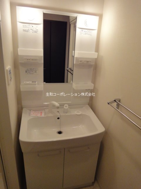 カナルスカイコンフォート 同仕様写真（リビング）