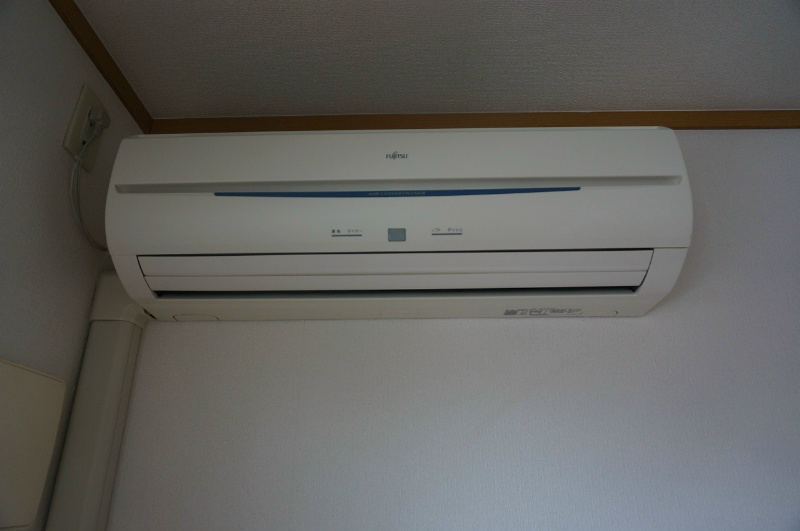 ハイツ喜望峰 エアコン1基ついています。