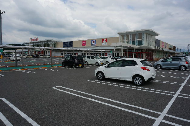 ラヴィーズ スーパー：ﾌﾚﾝﾄﾞﾏｰﾄ日野店　769m